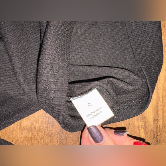 NWOT Soft Black Mock Neck Ribbed Fitted Long Sleeve Women's Top - Picture 6 of 6